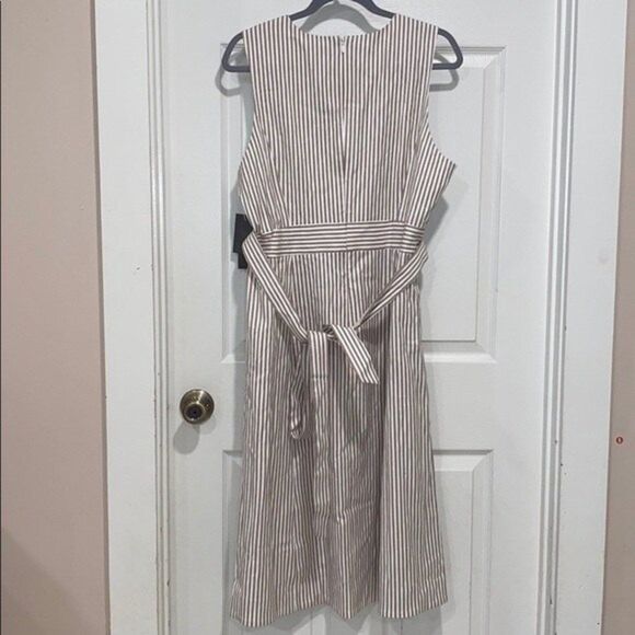 Nordstrom Signature Stripe Bottom Front Dress Womens Size 16 - Picture 13 of 14
